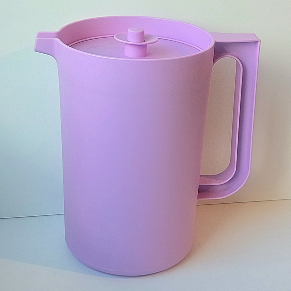 Tupperware Other - NWOT Tupperware 2 Quart Pitcher w Lid, RARE Lavender/Pink, Heritage Collection